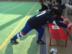 ふくらはぎのストレッチ写真