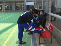 裏もものストレッチ写真